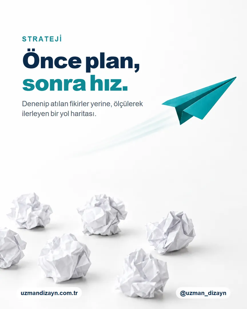 Önce plan, sonra hız: buruşuk kâğıtların üzerinde dümdüz uçan turkuaz kâğıt uçak